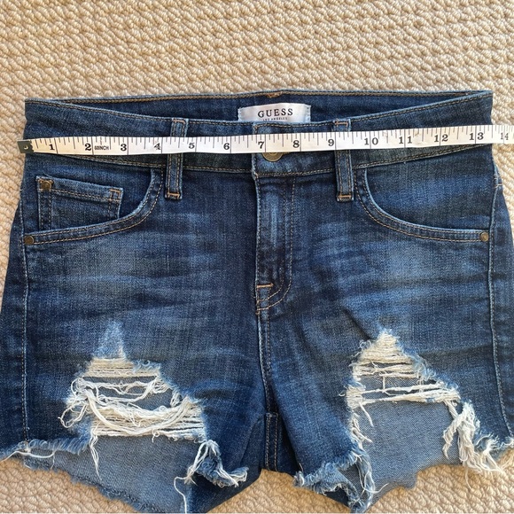 Guess Cutoff Jean Shorts Size 25 - Picture 8 of 10